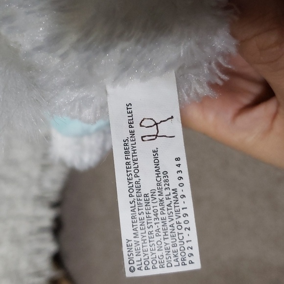 Authentic disney parks disneyland daisy duck stuffed animal - Picture 6 of 9